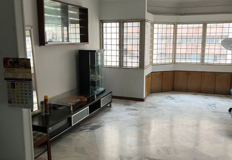 De Tropicana Condominium