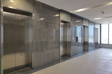 Menara EcoWorld (The Stride Strata Office @ BBCC)