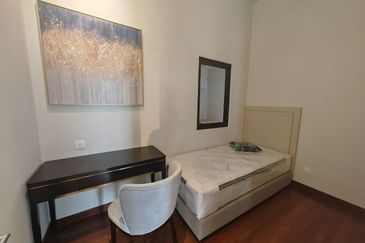 Pavilion Embassy Residence