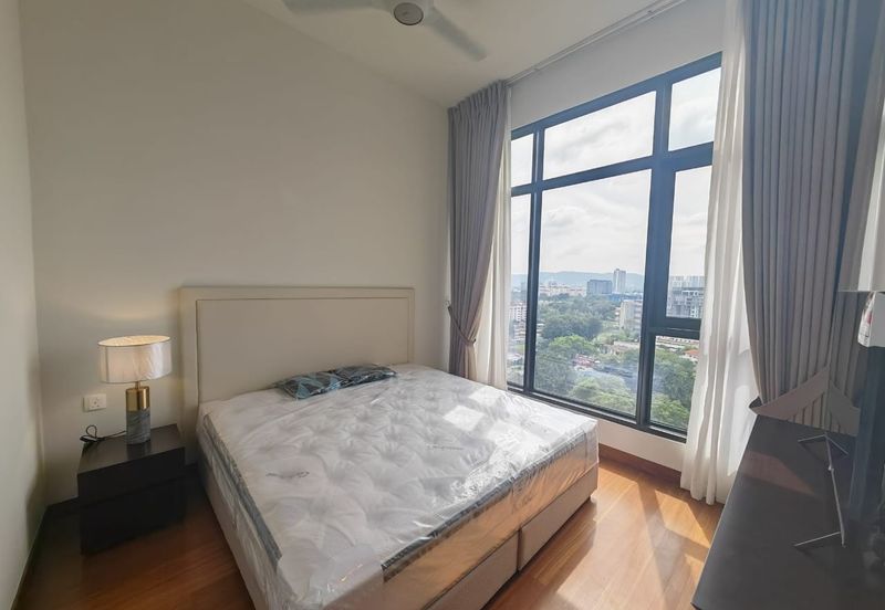 Pavilion Embassy Residence