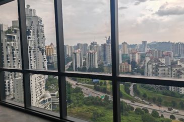 The MET Corporate Towers