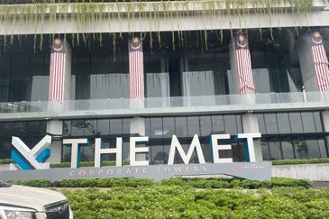 The MET Corporate Towers