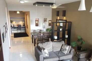 Seri Maya Condominium