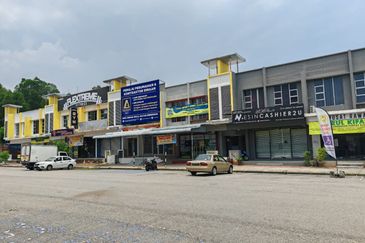 Puncak Bestari, Double Storey Shop Lot, Bandar Puncak Alam 