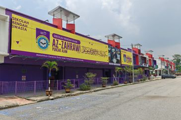 Puncak Bestari, Double Storey Shop Lot, Bandar Puncak Alam 