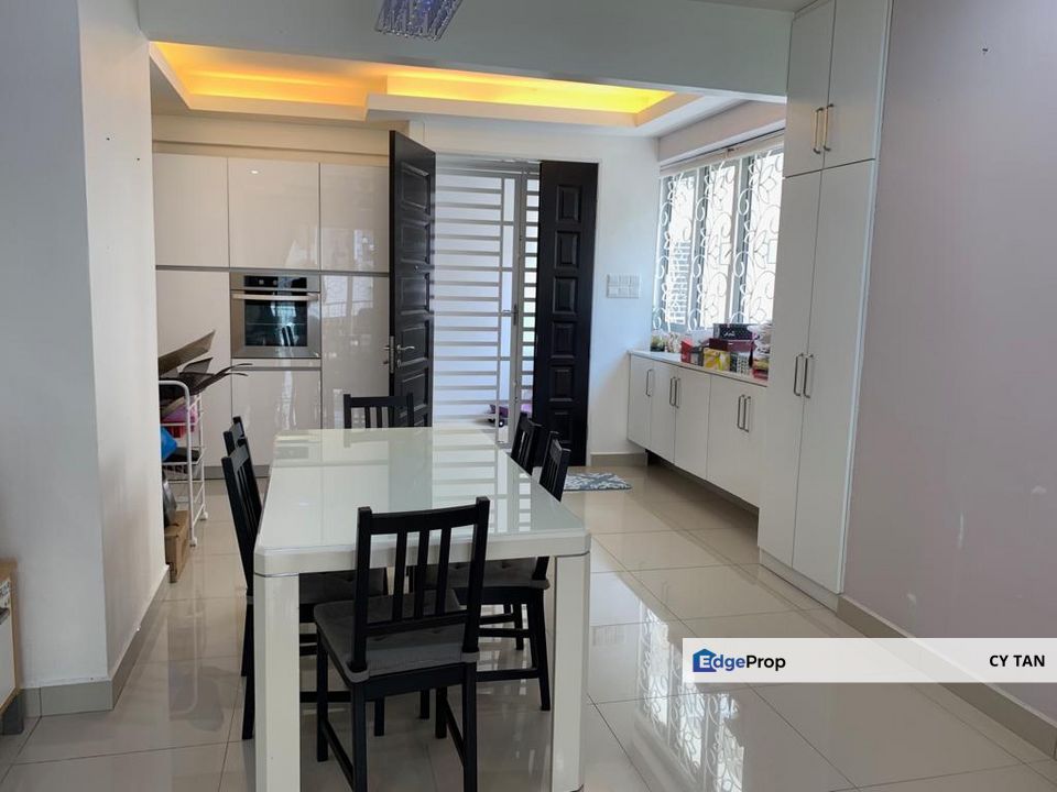 Surin Condo at Batu Ferringhi.     Outstanding Location, Luxurious Renovation, Penang, Batu Ferringhi