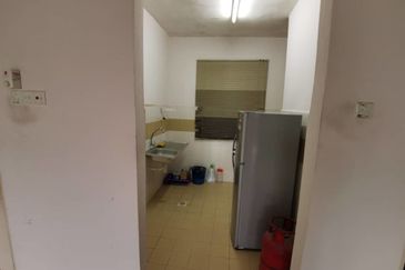 D'Piazza Condominium