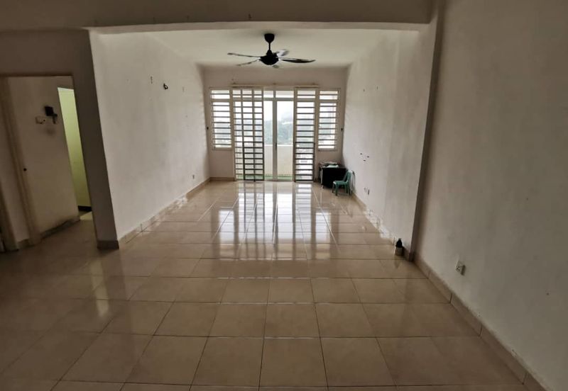 D'Piazza Condominium