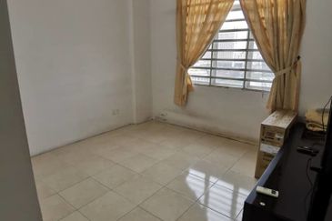 D'Piazza Condominium