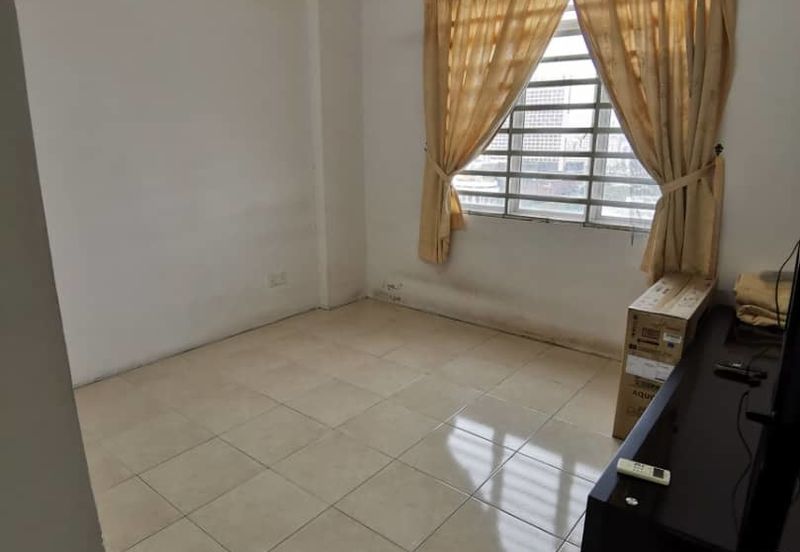 D'Piazza Condominium