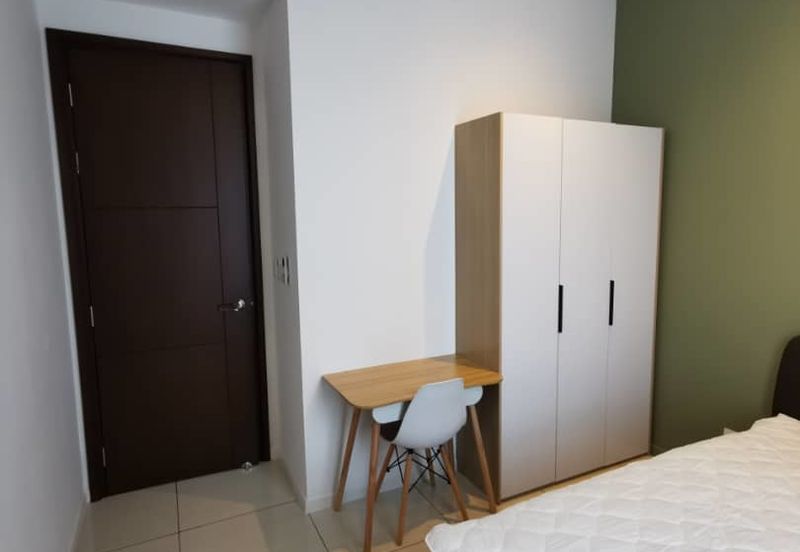 Queens Residences @ Queens Waterfront