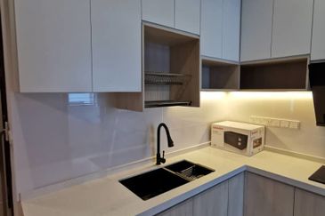 Queens Residences @ Queens Waterfront