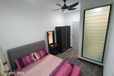 Sensasi Studio Condo at Batu Kawan with Brand New Furniture