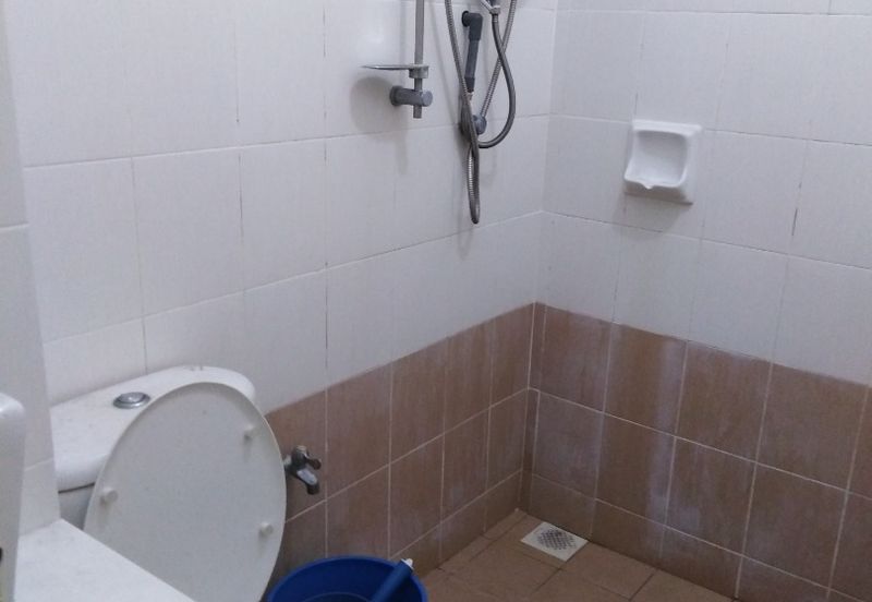 D'Piazza Condominium