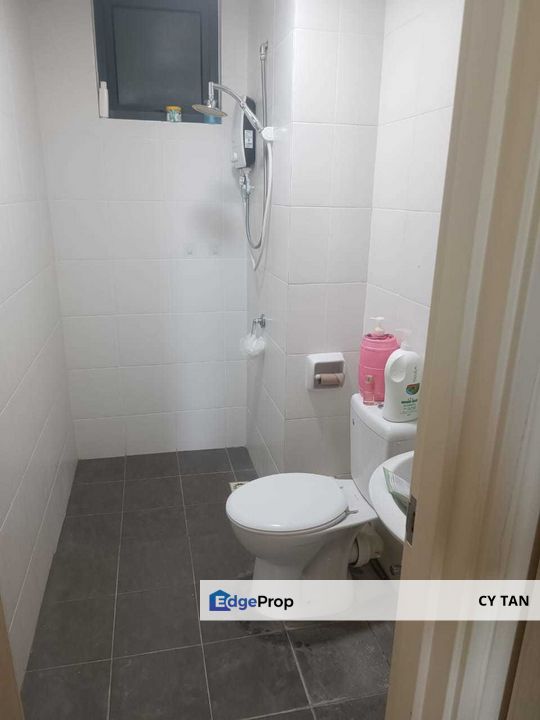 One Foresta Condo at Bayan Lepas nearly Fully Furnished with Lower Rental, Penang, Bayan Lepas