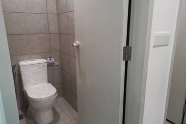 Sensasi Studio Condo at Batu Kawan with Brand New Furniture