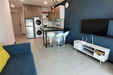 Sensasi @ Utropolis Condo at Batu Kawan with Luxury Furniture