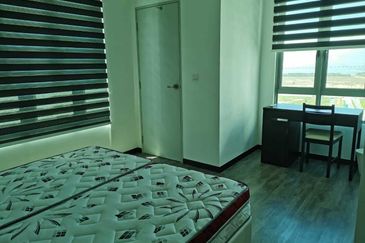 Sensasi @ Utropolis Condo at Batu Kawan with Luxury Furniture