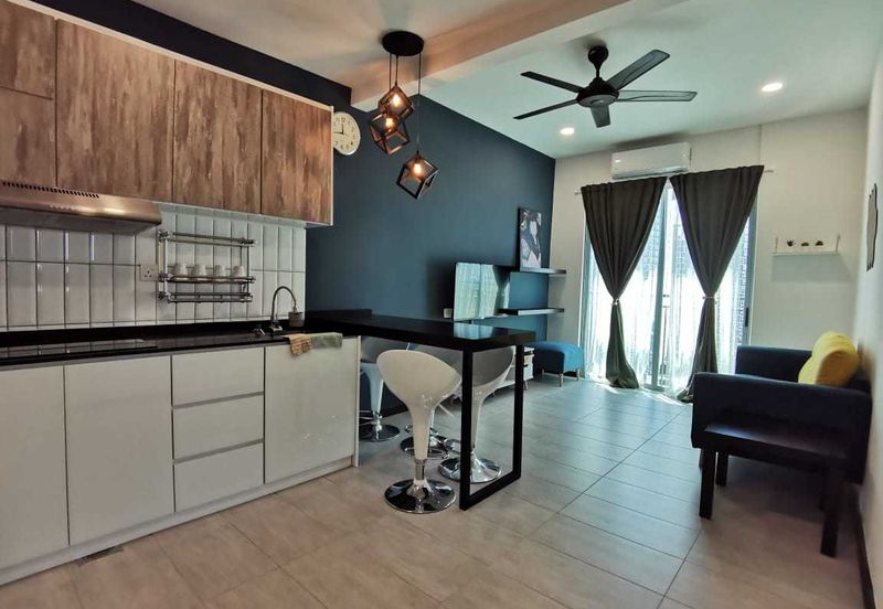 Sensasi @ Utropolis Condo at Batu Kawan with Luxury Furniture