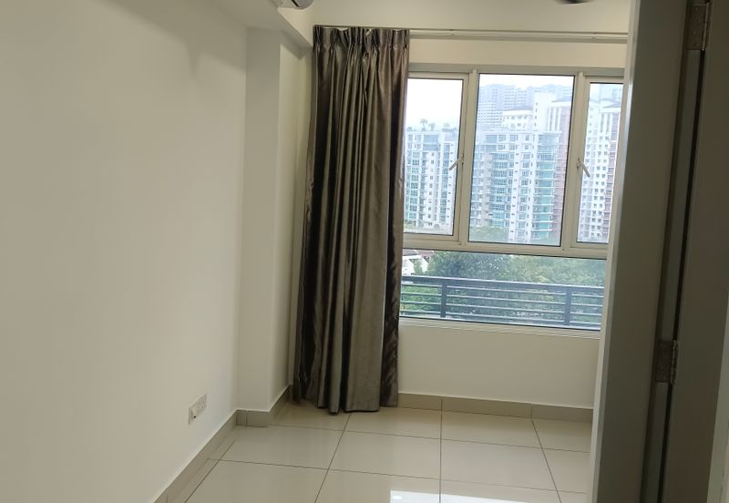 Tropicana Bay Residences