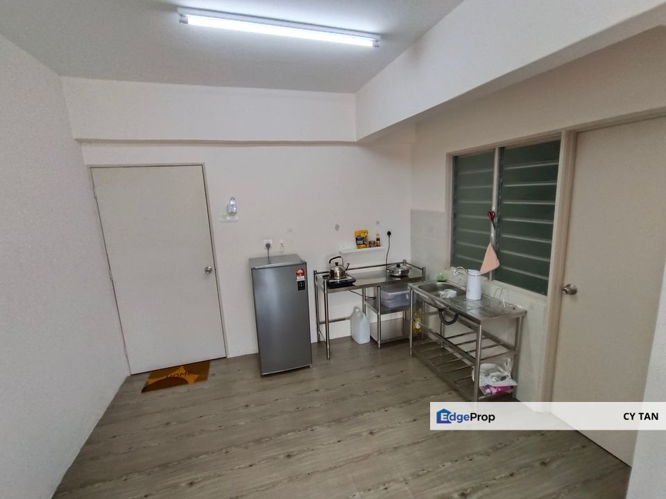 Mahsuri Court @ Free Wifi with Fully Furnished at Bayan Baru, Penang, Penang, Bayan Baru