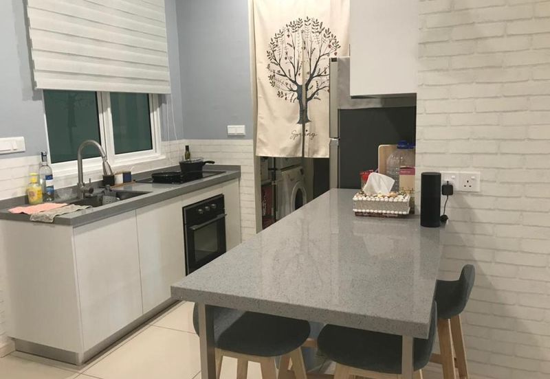 Arasia Perdana (The Clovers)