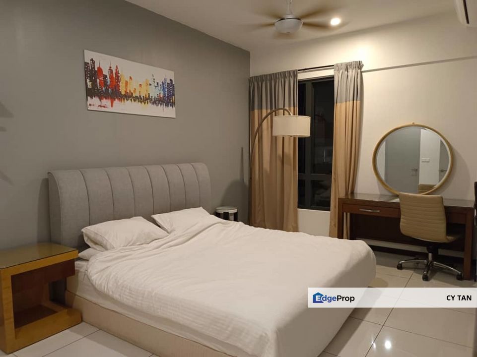 Luminari Condo at Butterworth, Fully Furnished, Stunner with Beautiful Sea Views    , Penang, Butterworth