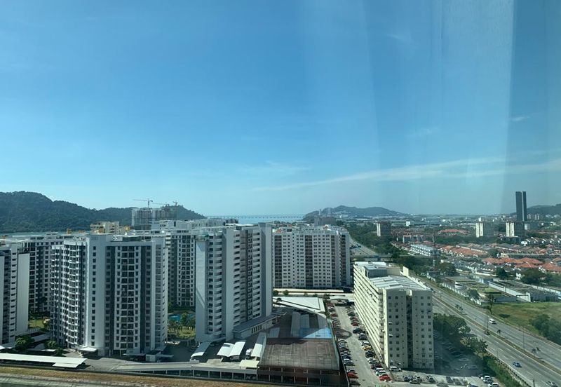 Tropicana Bay Residences