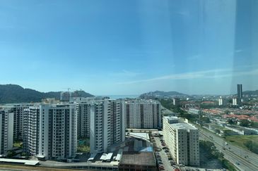 Tropicana Bay Residences