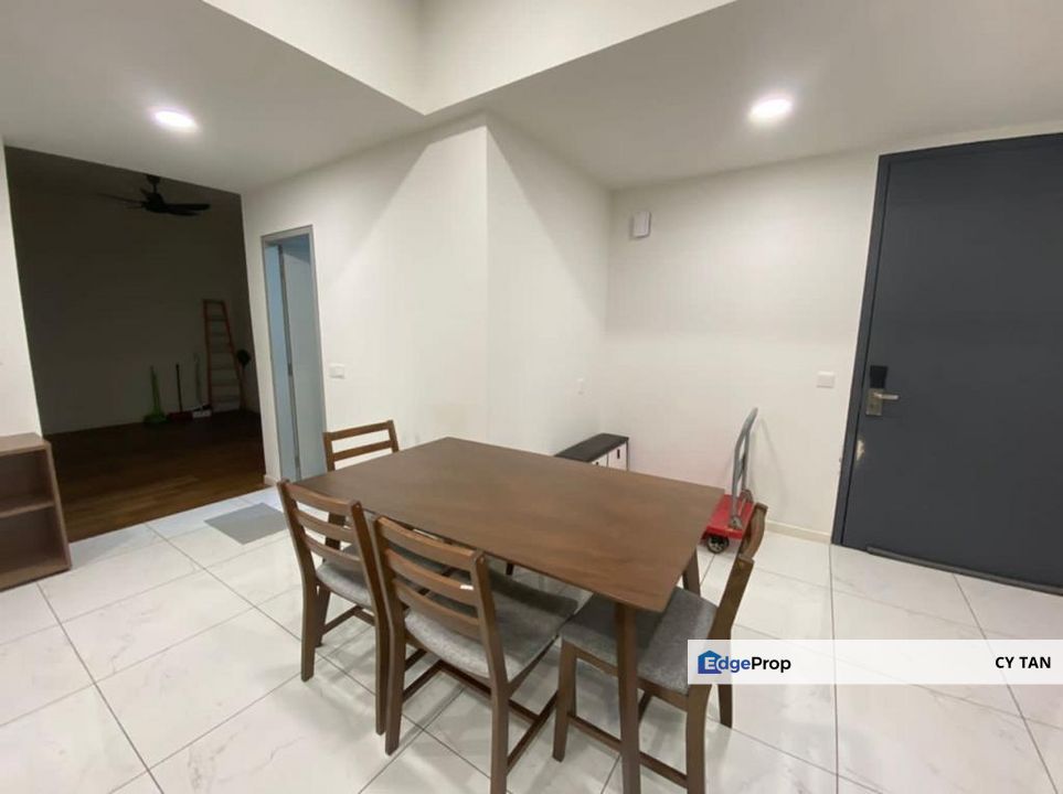 Suasana@Utropolis Condo at Batu Kawan nearby Penang 2nd Bridge, Penang, Batu Kawan