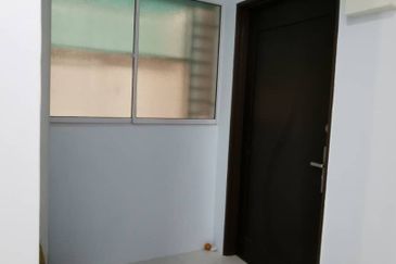 Arasia Perdana (The Clovers)