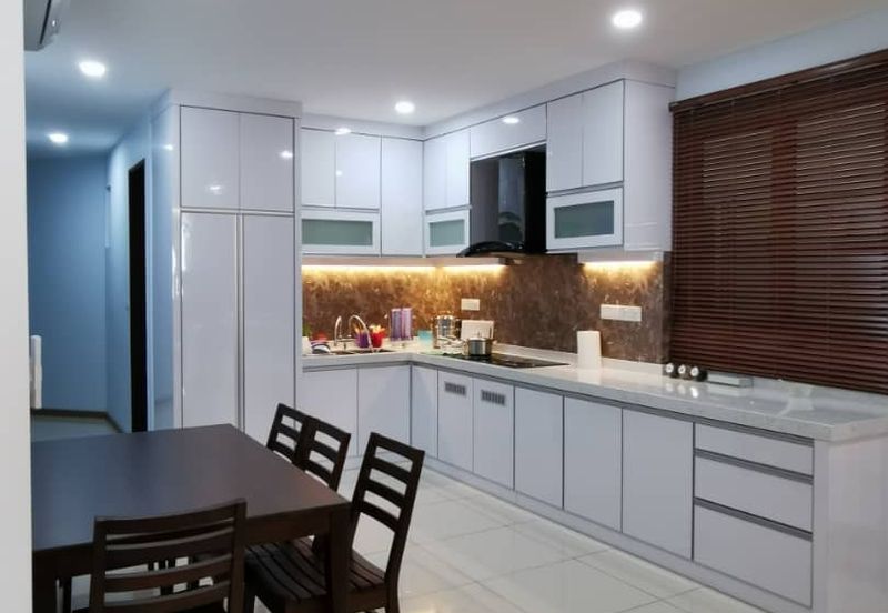 Arasia Perdana (The Clovers)