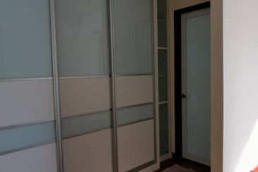 Arasia Perdana (The Clovers)