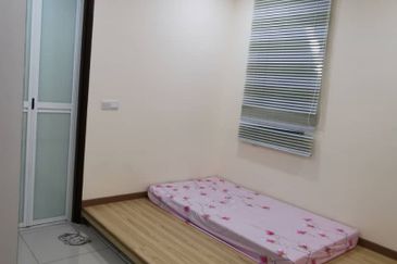 Arasia Perdana (The Clovers)