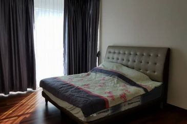 Arasia Perdana (The Clovers)