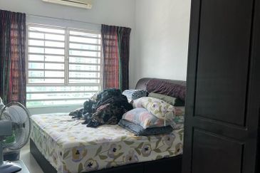 One World 1 (1-World)