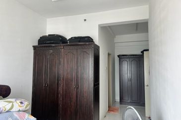 One World 1 (1-World)