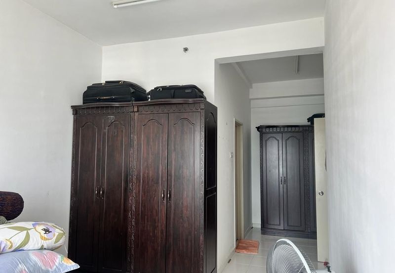 One World 1 (1-World)