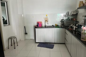 One World 1 (1-World)