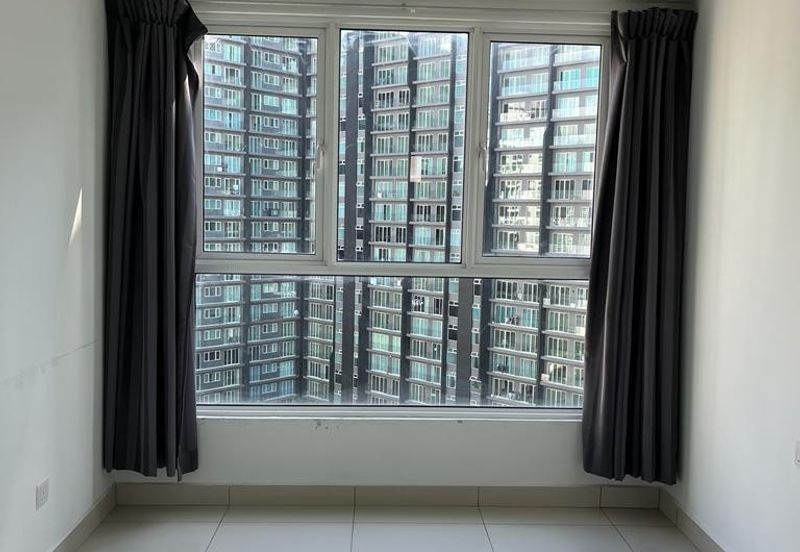 Tropicana Bay Residences