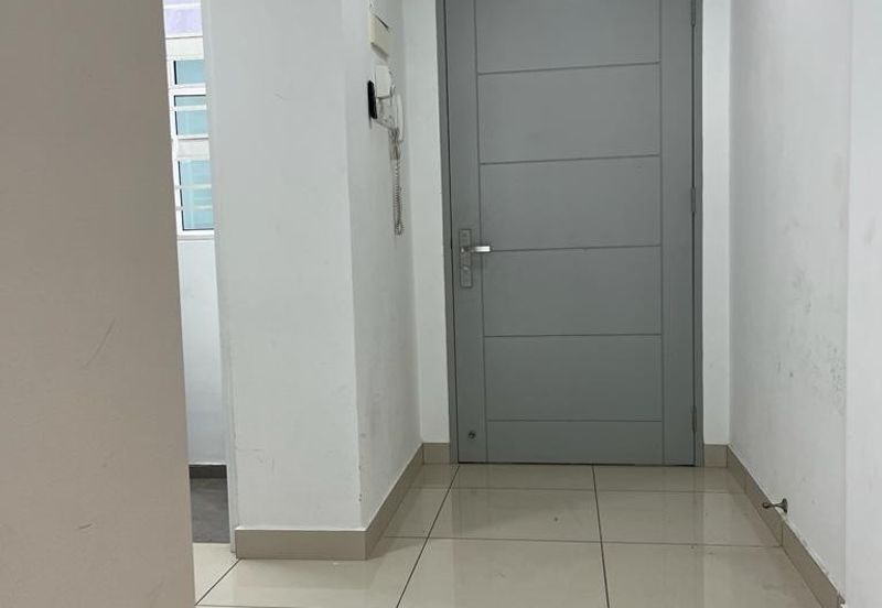 Tropicana Bay Residences