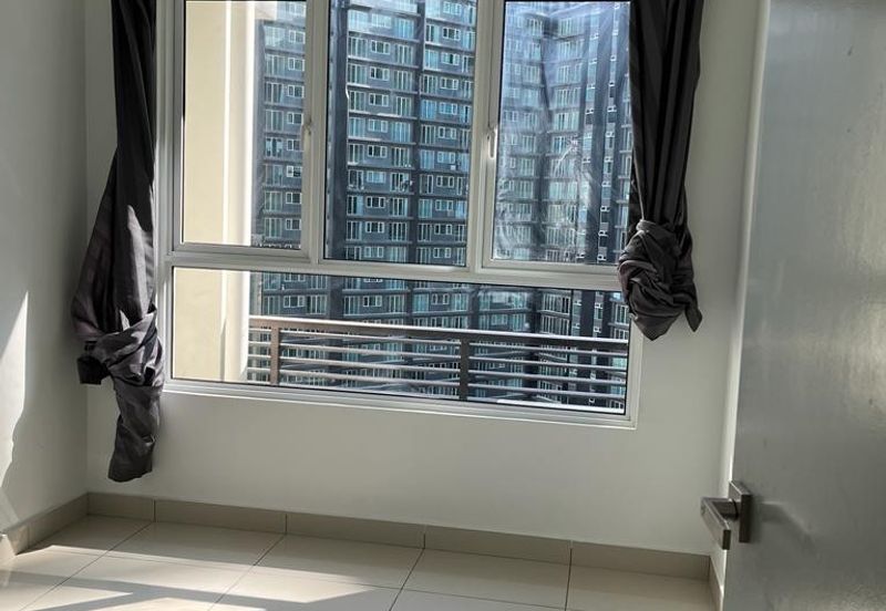 Tropicana Bay Residences