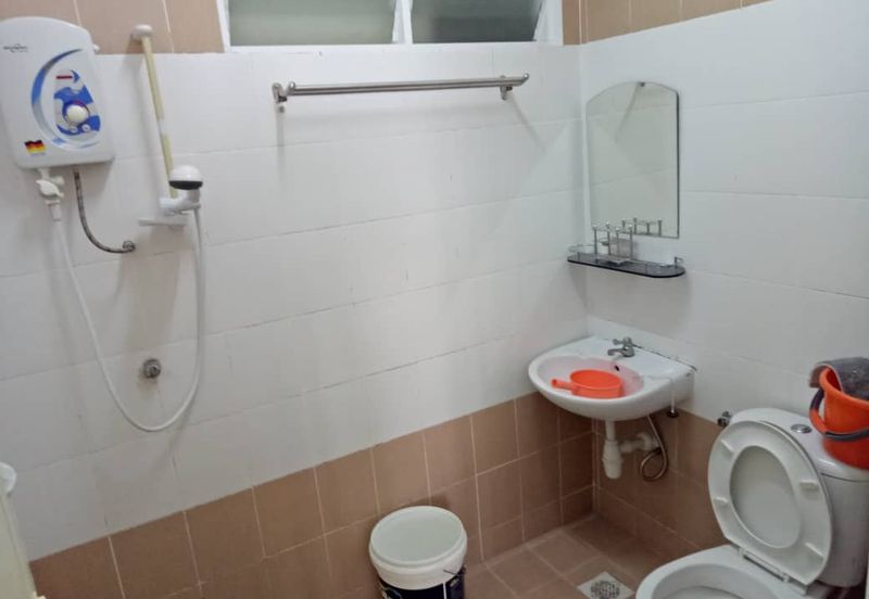 D'Piazza Condominium