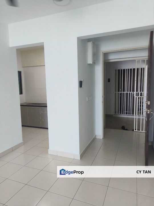 One Foresta Condo@Partially Furnished in Bayan Lepas nearby Penang International Airport, Penang, Bayan Lepas