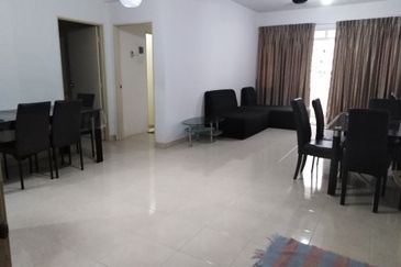 D'Piazza Condominium