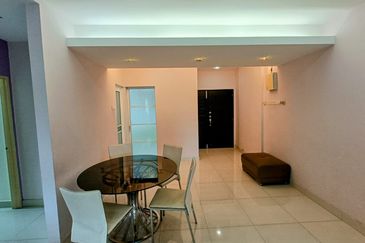 D'Piazza Condominium