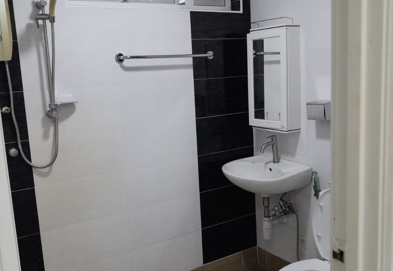 D'Piazza Condominium