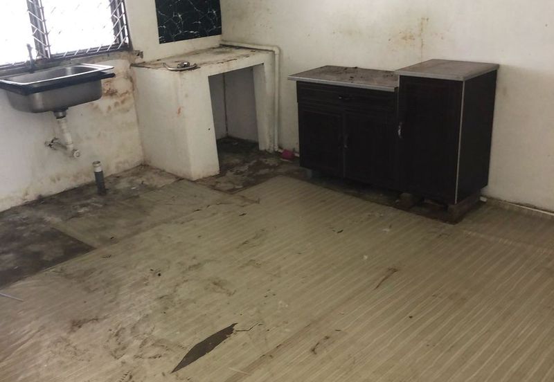 2 Storey Landed House with Lower Rental Price at Seberang Jaya , Nearby Sunway Carnival Shopping Mall, Penang