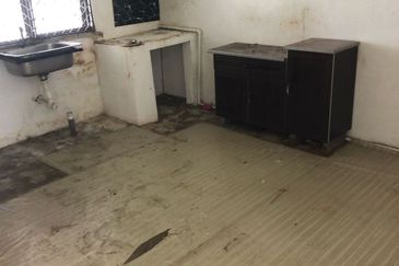 2 Storey Landed House with Lower Rental Price at Seberang Jaya , Nearby Sunway Carnival Shopping Mall, Penang