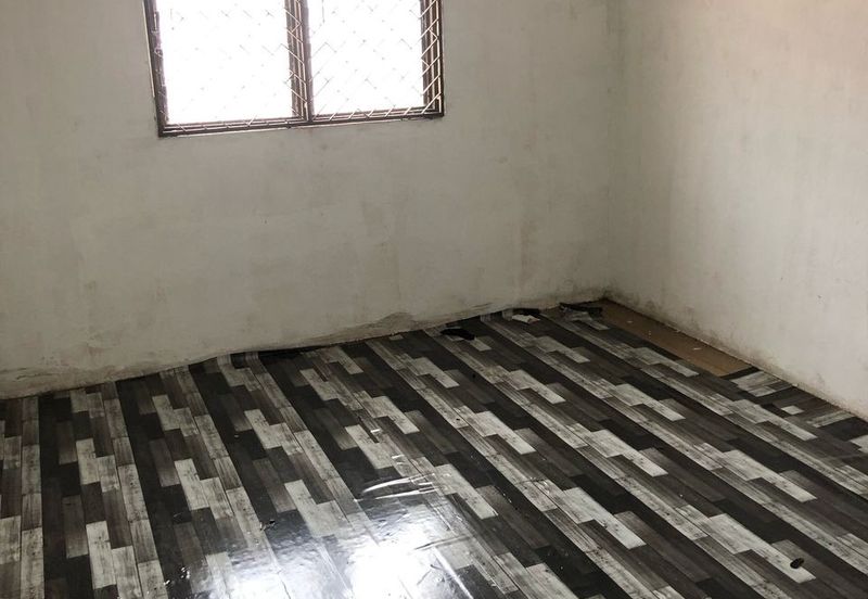 2 Storey Landed House with Lower Rental Price at Seberang Jaya , Nearby Sunway Carnival Shopping Mall, Penang